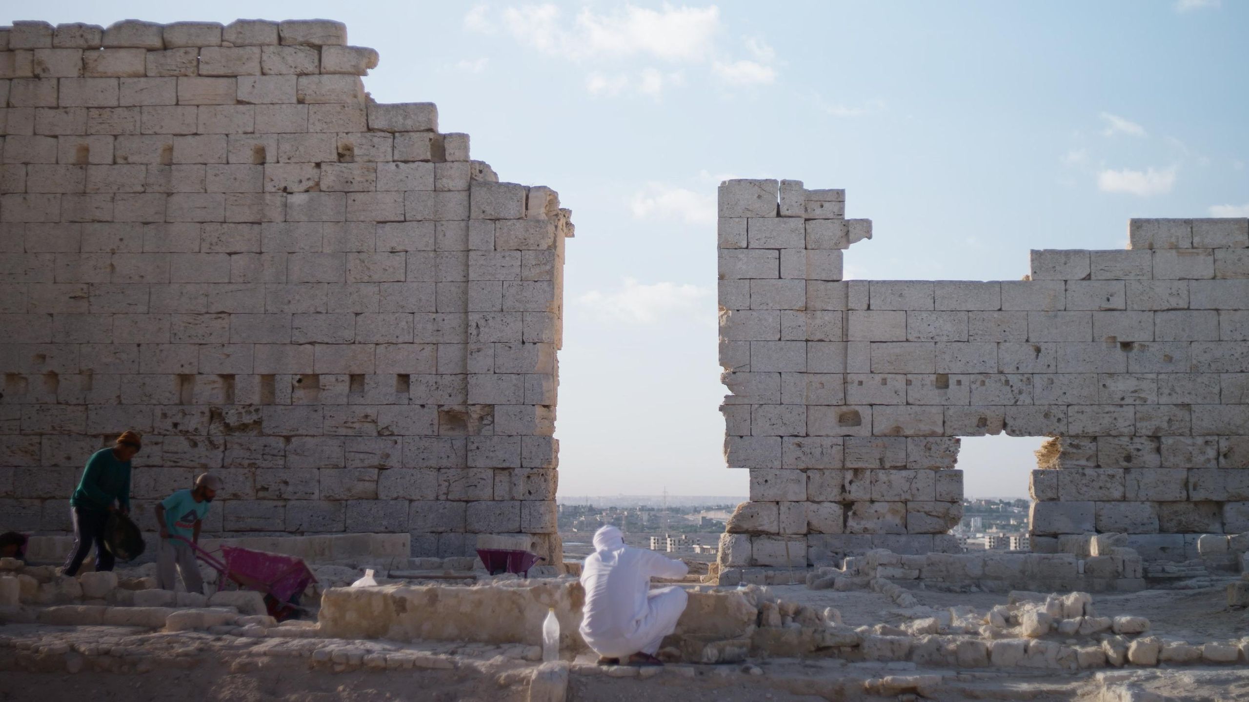 Cleopatra's Final Secret' documentary reveals hundreds of coins and port found in Egypt. But does that mean Cleopatra was buried there? | Live Science