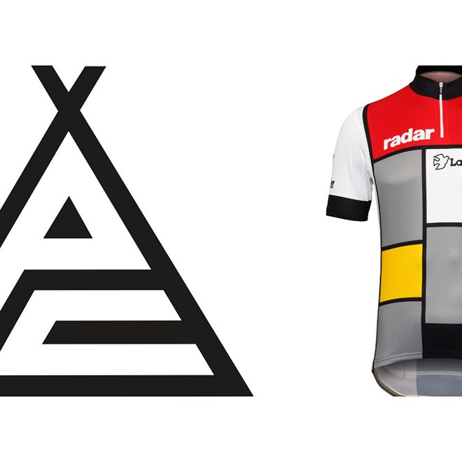 VTG 1985 La Vie Claire Radar Wonder Cycling Jersey - Hinault/LeMond - Size L