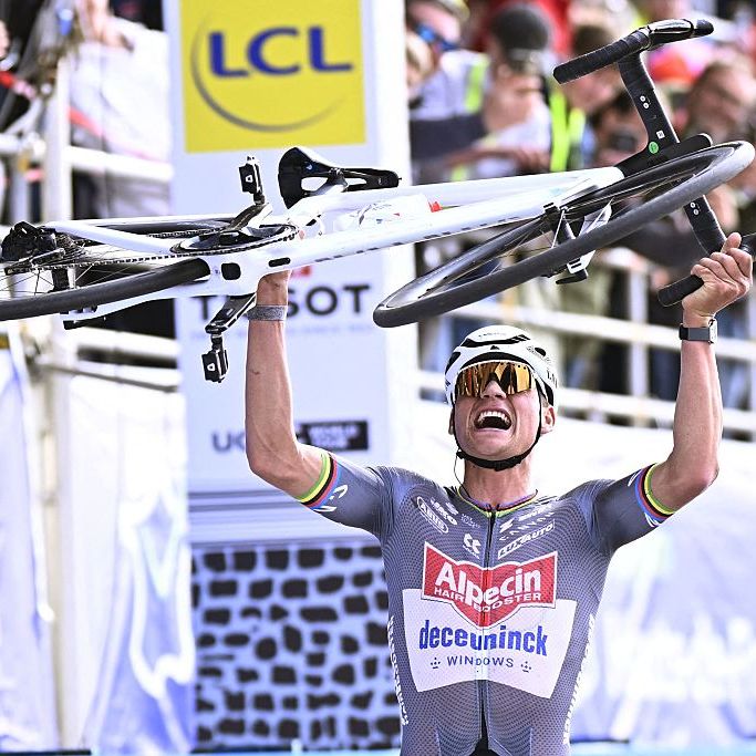 Deceuninck leave, Alpecin extend as new title sponsor expected