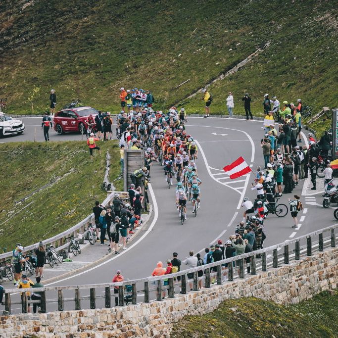 André Lutereau – Travelling Minimalist Expedition Vehicle: Hunter Sherpa X 2024 ACELA Monterra