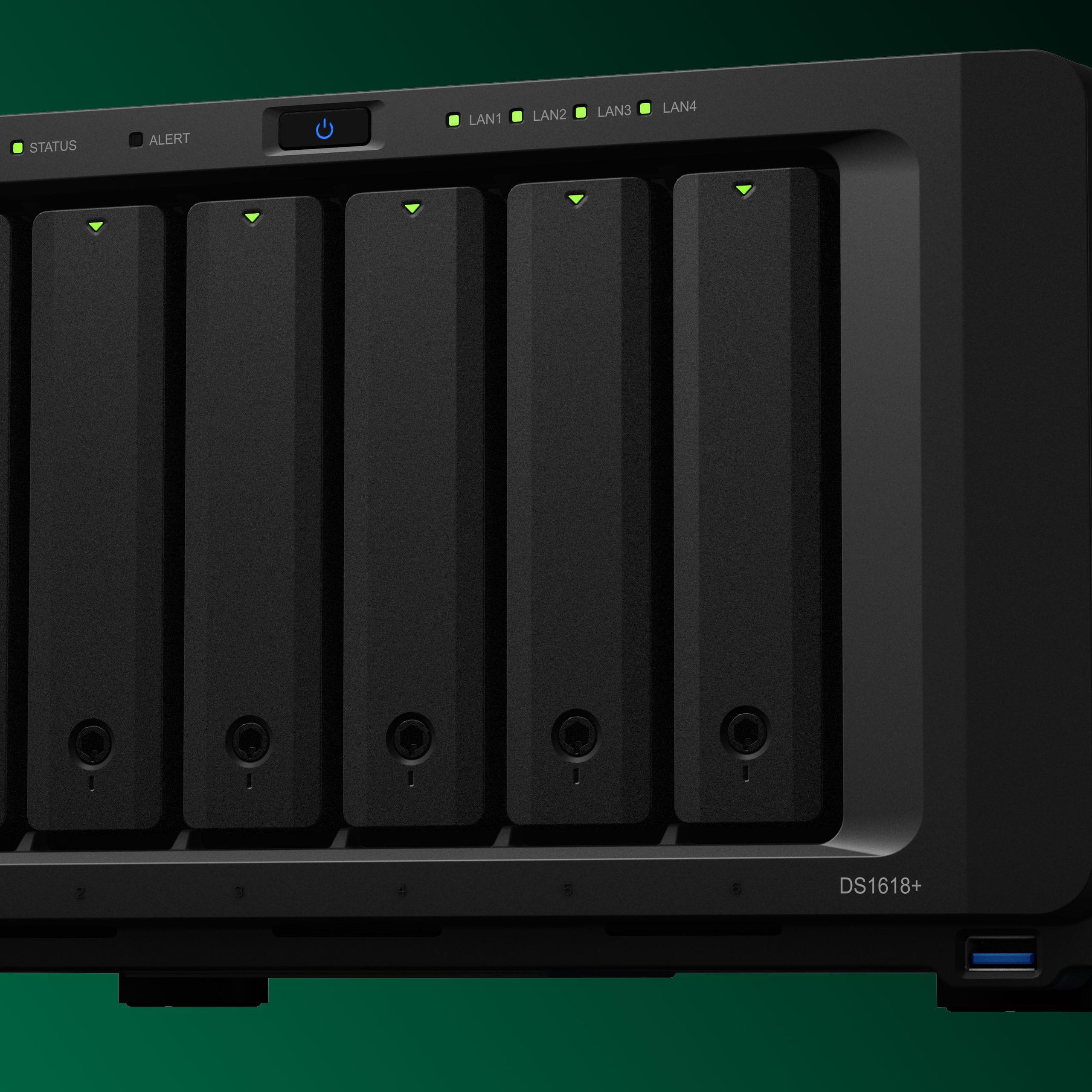 NAS Synology DiskStation DS1618+ メモリ8G B6sMBChDoQ47CpxSmV24WH.jpg