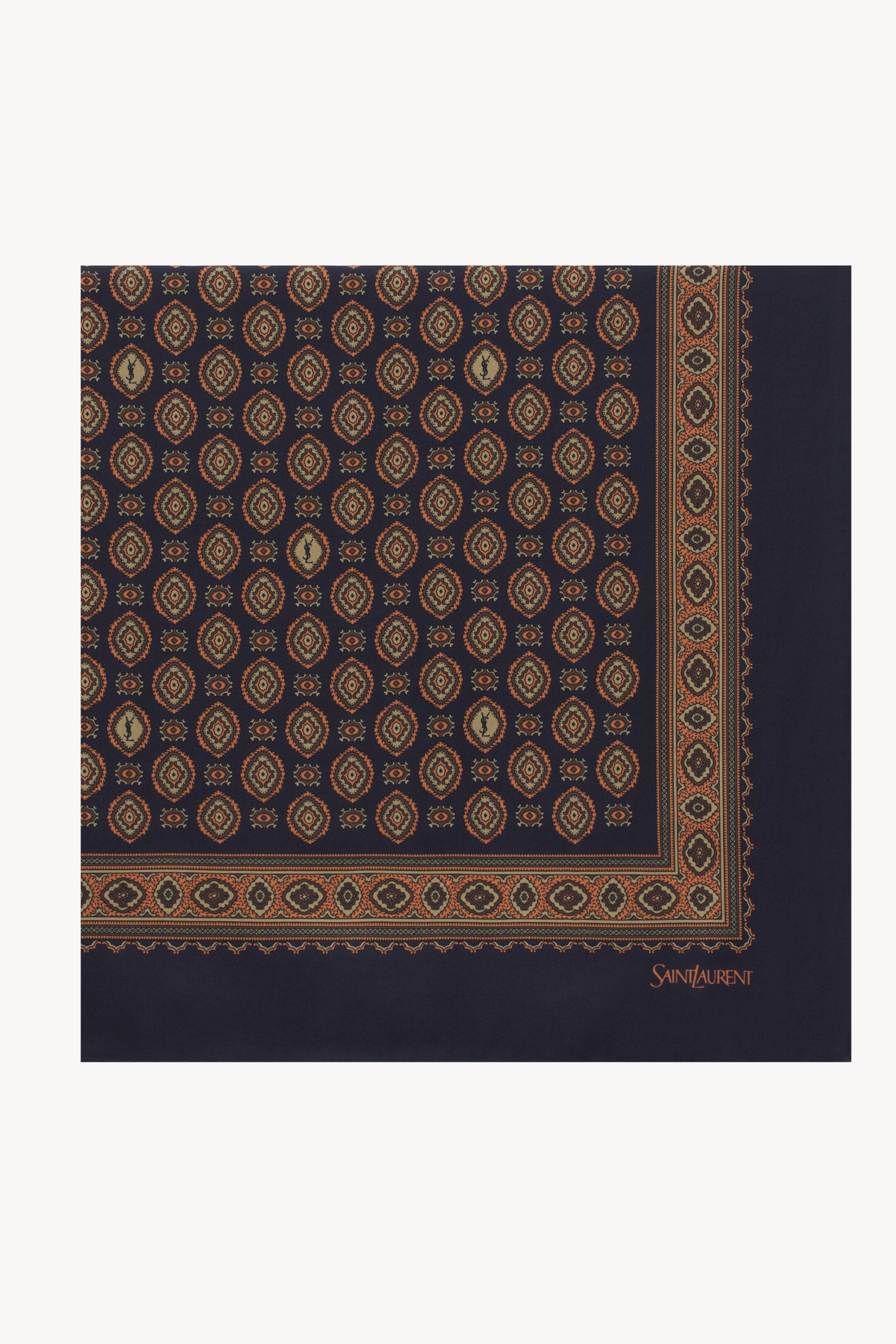 Square Scarf in Medallion Silk Twill