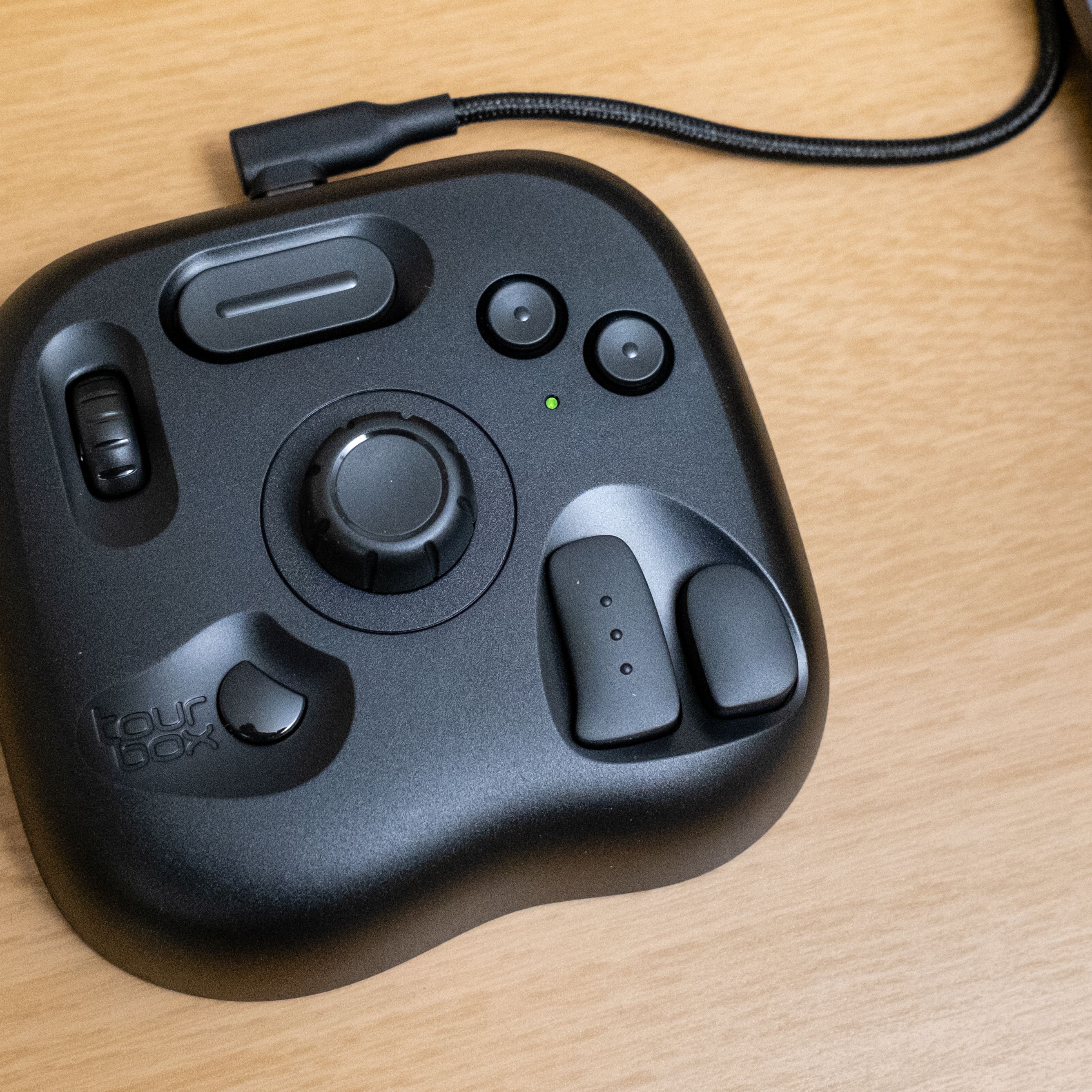 TourBox Lite review: the most affordable control console
