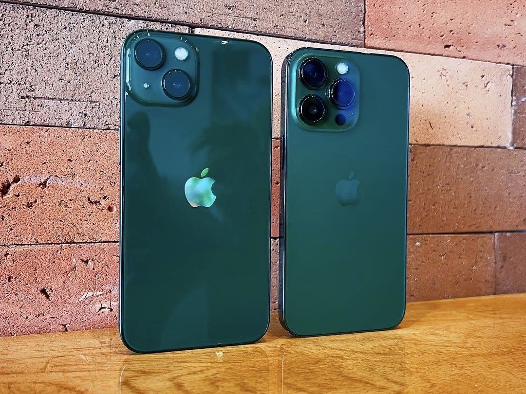 Apple iPhone 13 & 13 Pro セット iPhone 13 Vs. iPhone 13 Pro: Is It Worth The Extra $200?