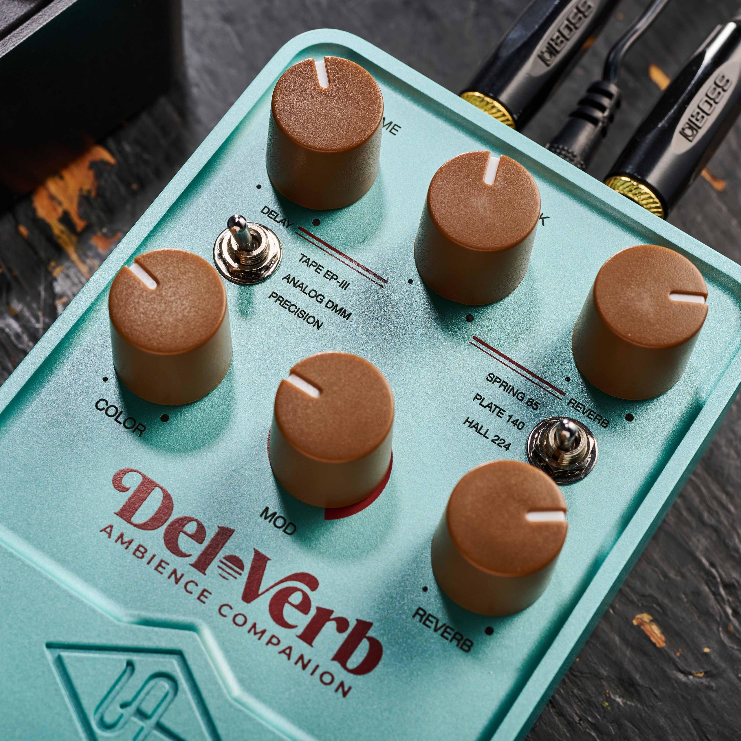 Universal Audio UAFX Del-Verb Ambience Companion delay and reverb