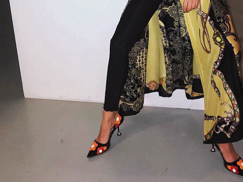 how to dress up leggings for a party 21 Leggings Outfit Ideas That Aren't Just for the Gym