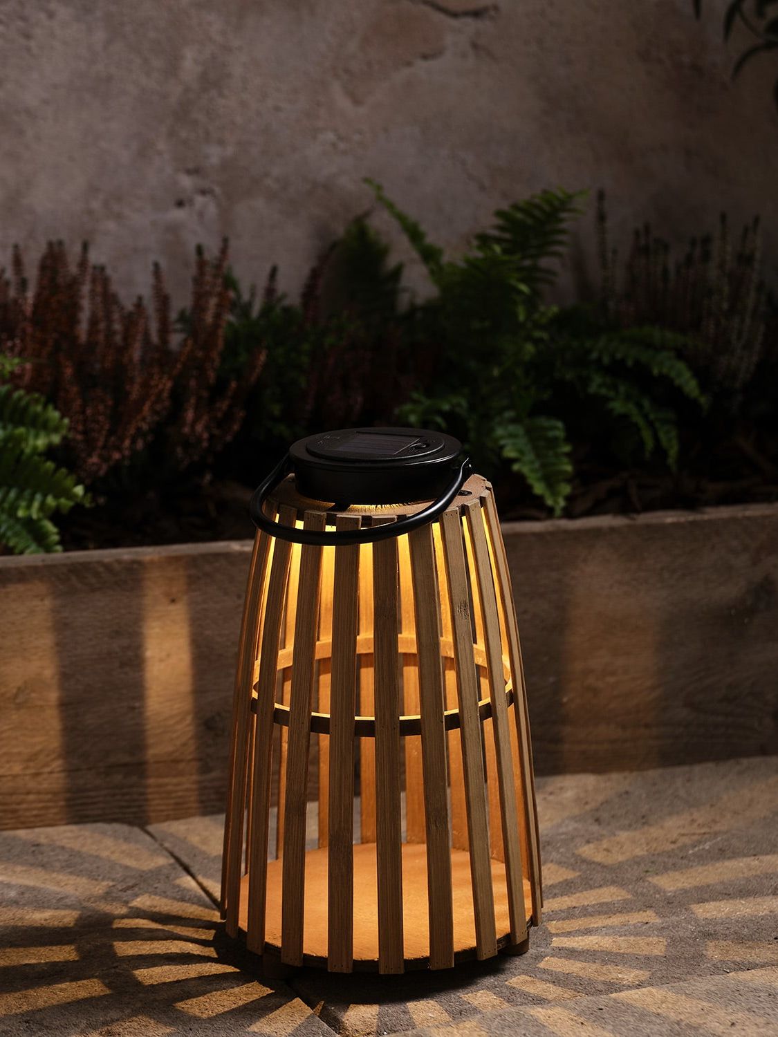 lights4fun, Sol Wooden Solar Lantern