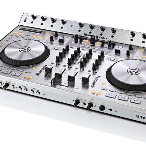 ③激レア　Numark ヌマーク4TRAK DJコントローラー 製品情報：4TRAK：Numark
