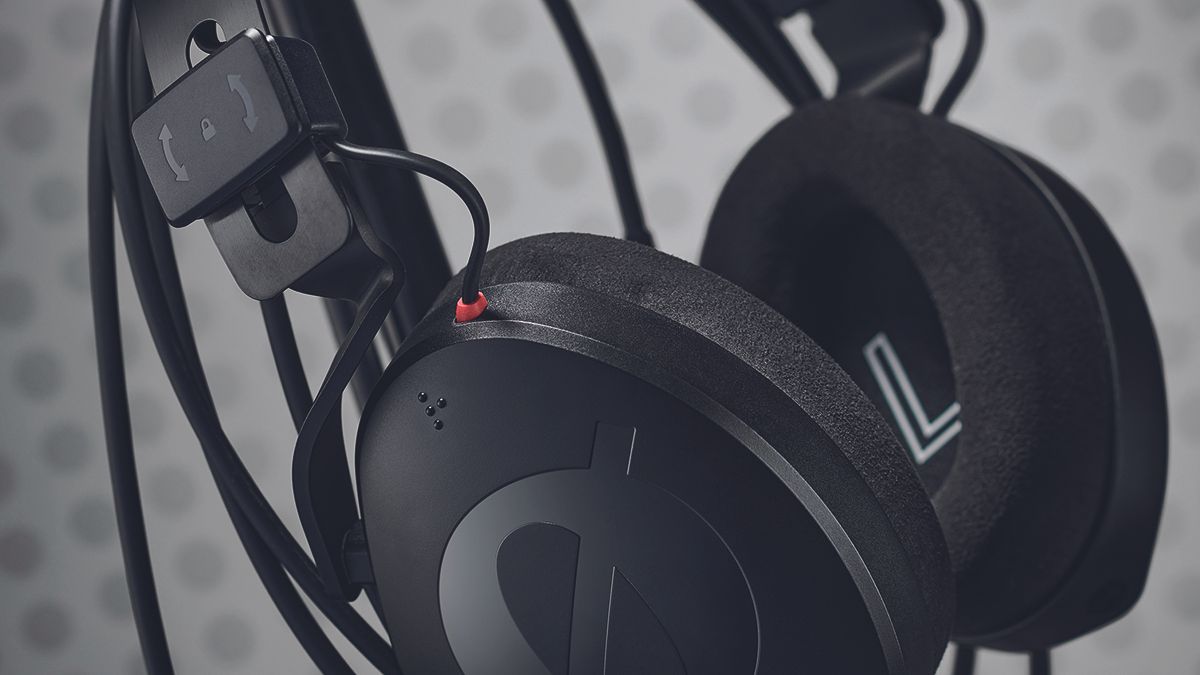 良品　RODE NTH-100 本体・NTH-MIC・付属品付き RØDE Microphones NTH-100M (マイク付き) – e☆イヤホン