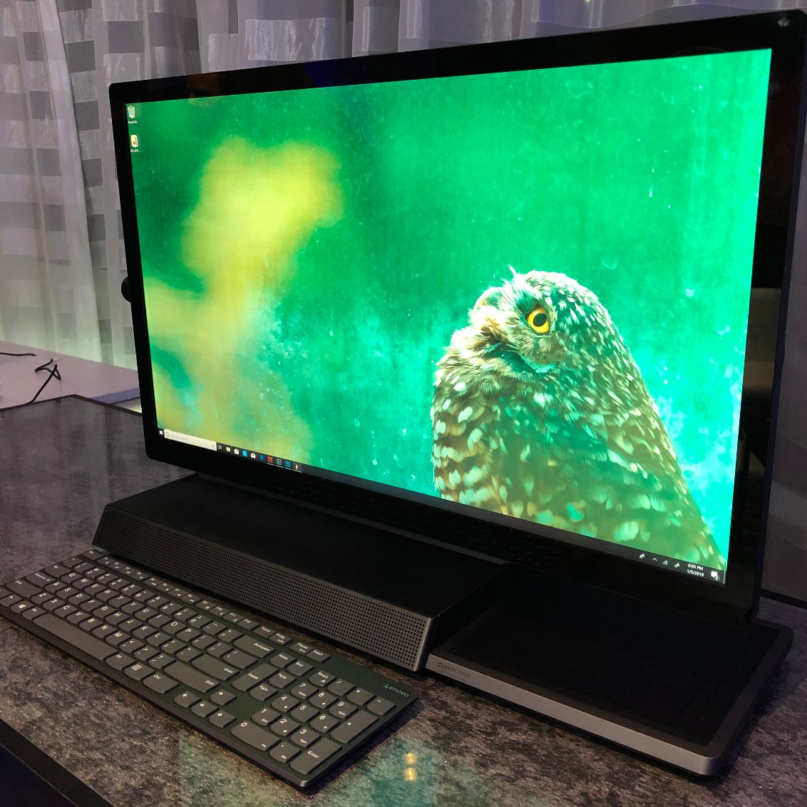 Lenovo Yoga A940 Hands-on: Meet the Surface Studio Killer | Tom's