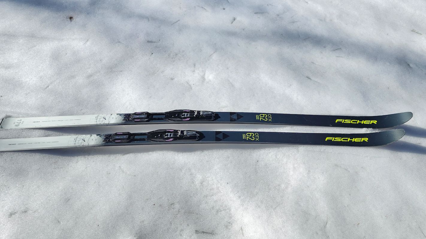 Fischer Spider 62 Crown Xtralite skis review | Advnture