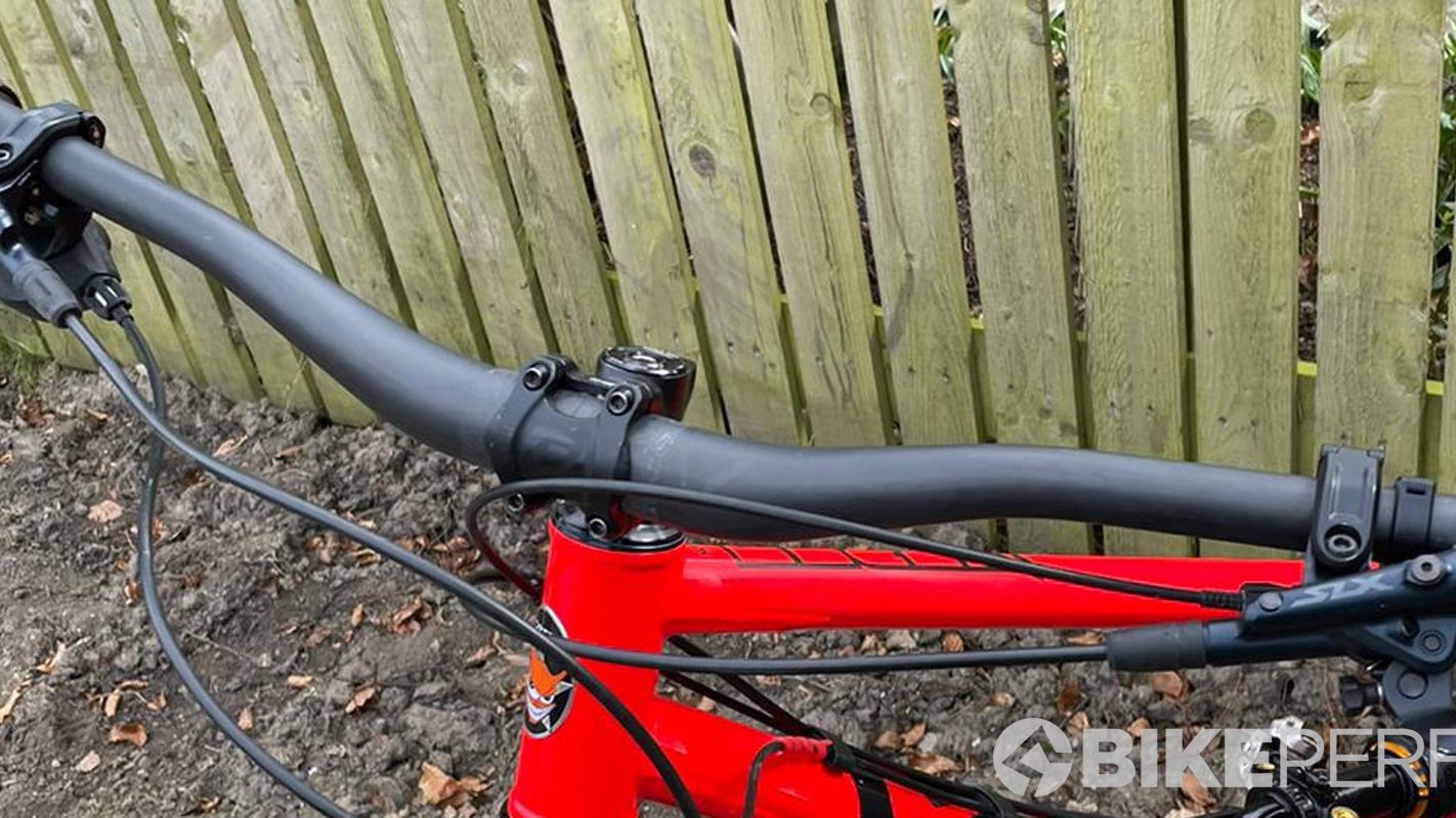 Specialized Traverse SL handlebar review | Bike Perfect