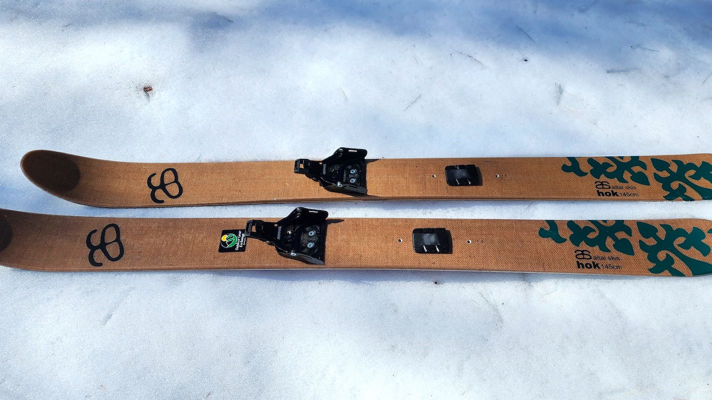 【希少】Altai ski The HOK FOR SALE: Altai Hok Ski with Universal Binding Attached