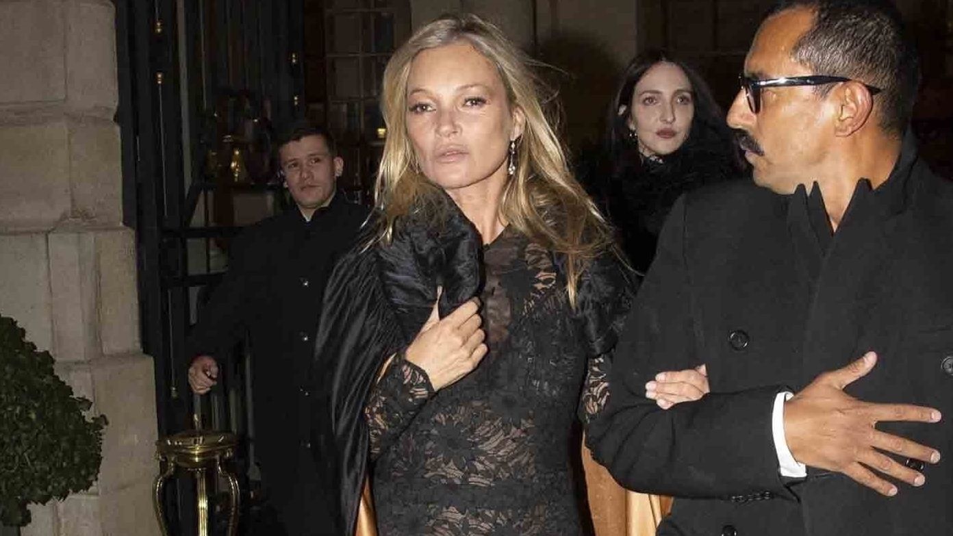 kate moss lace dress Kate Moss takes the stand in Johnny Depps defamation trial