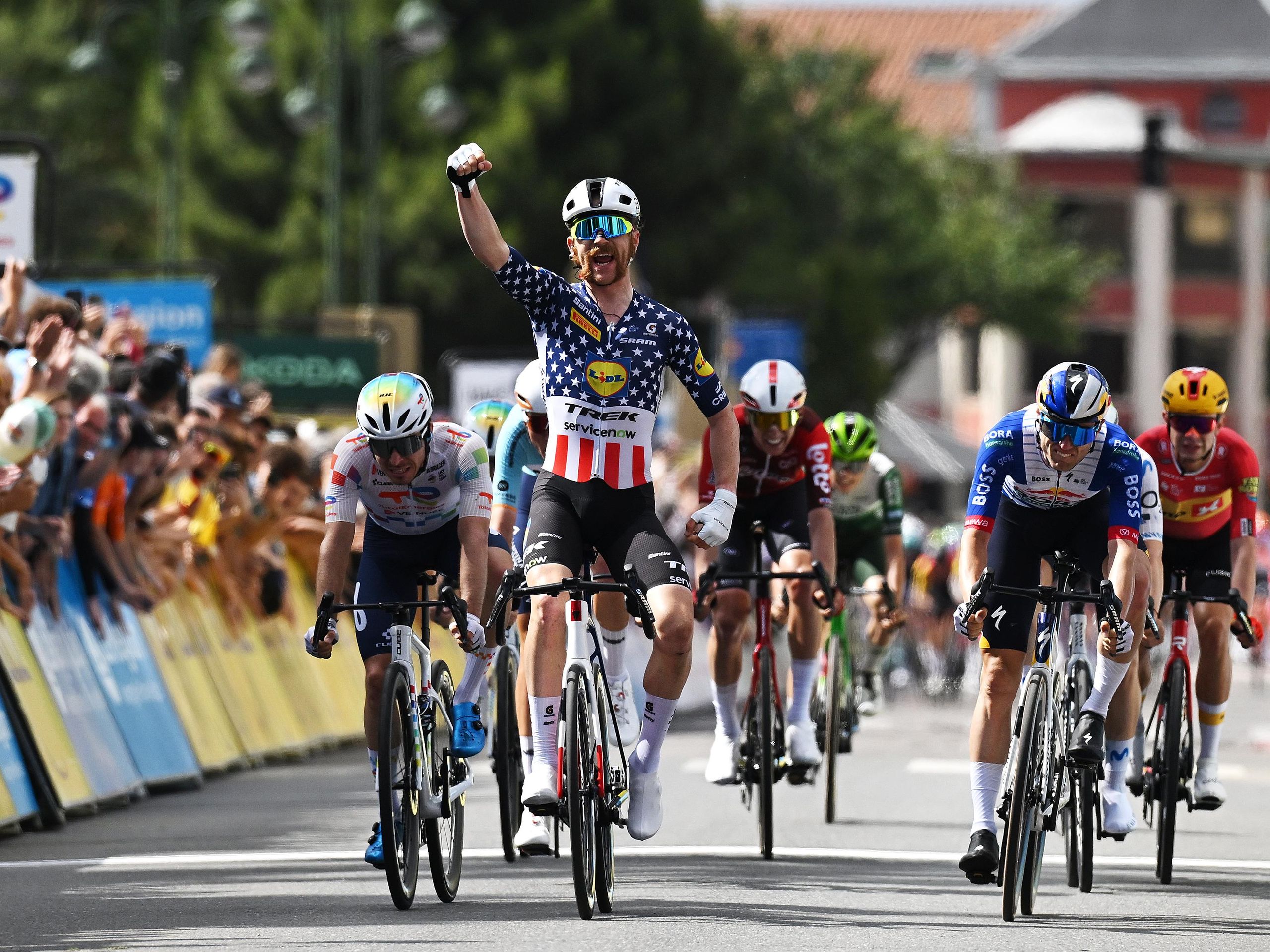 Anyone 4種類 + Fontaine Cycling As it happened: Sprint teams fail to bring back breakaway after