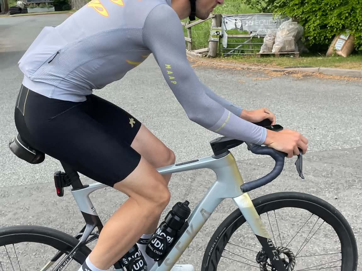 ウェア MILLE GTO BIB SHORTS S11 Assos Mille GTO S11 Bib Shorts Review: A top tier pair of shorts
