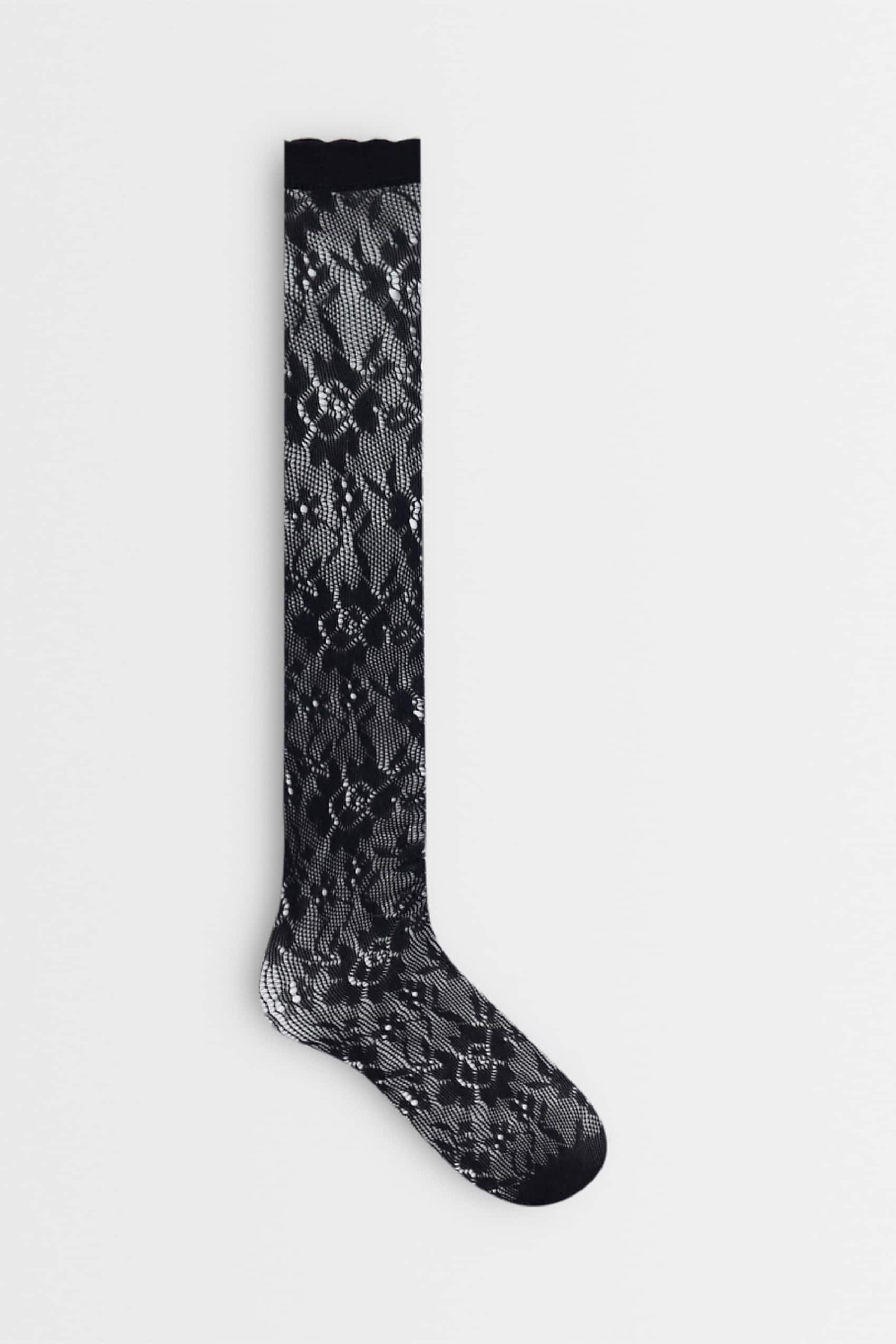 Vero Moda Sheer Knee High Socks With Lettuce Edge in Black