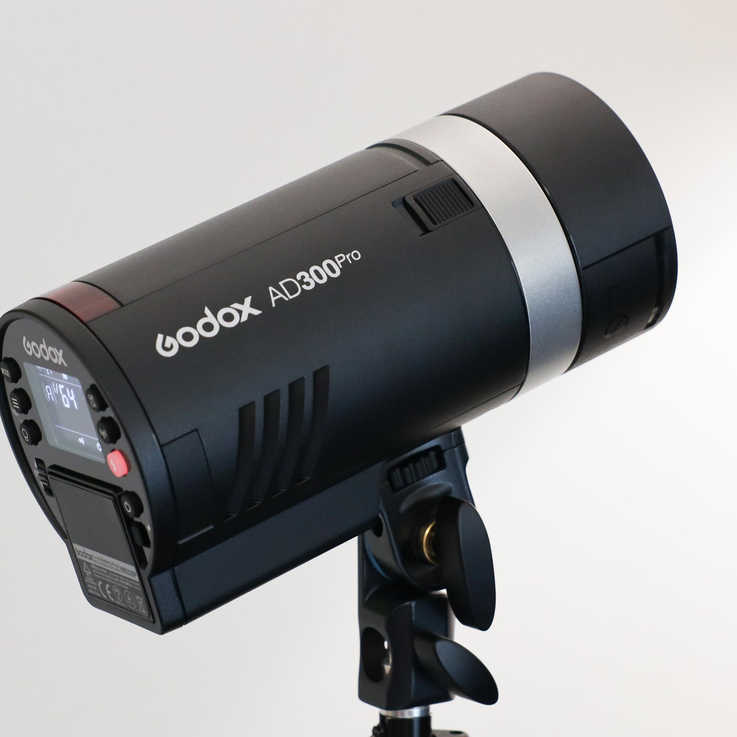 Godox AD300Pro flash review: triple threat – power, portability 