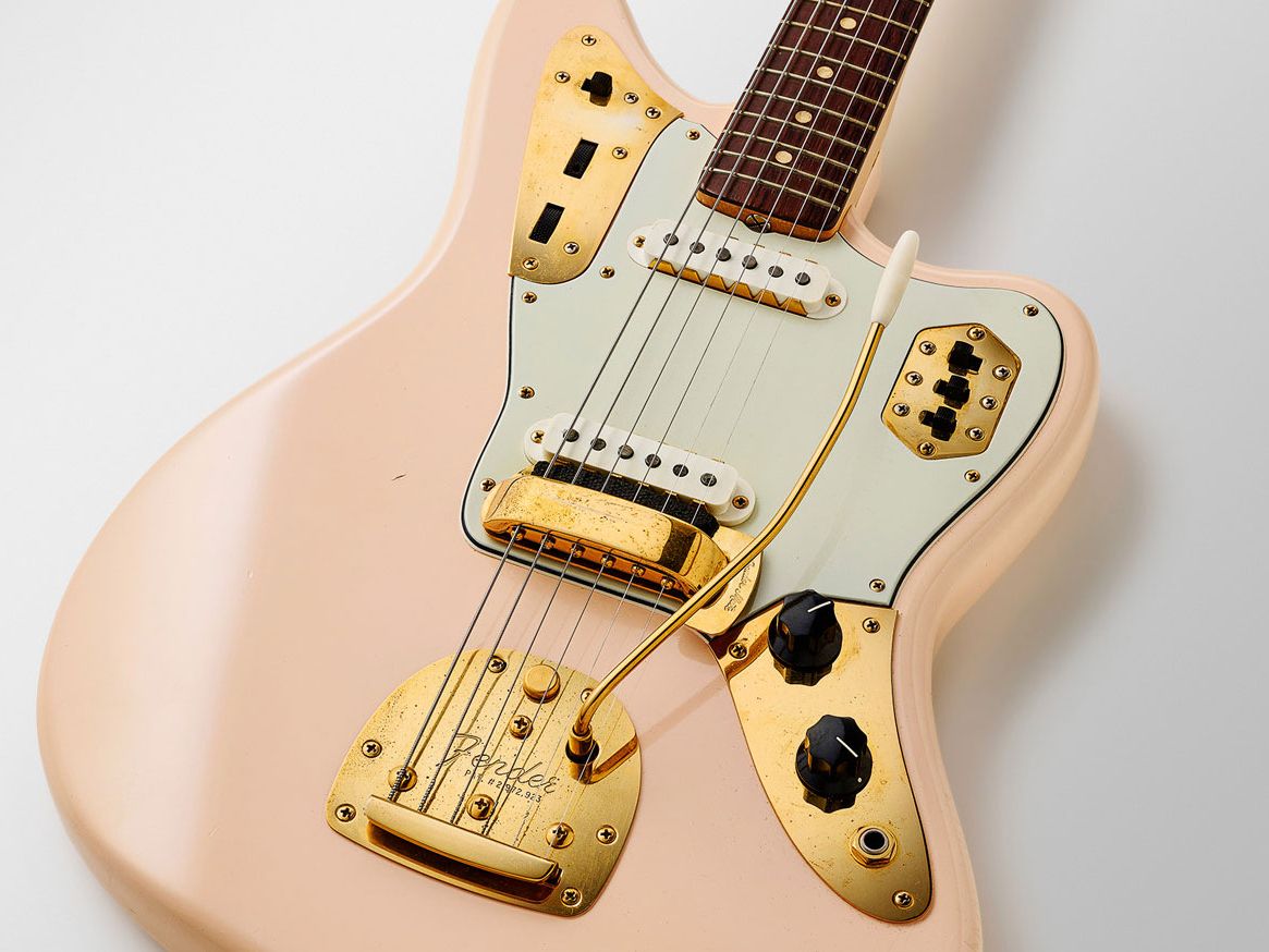 激レア】Fender Japan Jaguarピンクペイズリー - メルカリ