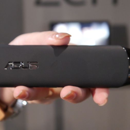 VivoStick PC ASUS TS10 - Asus (TS10)｜Mini Stick Review HDMI端子