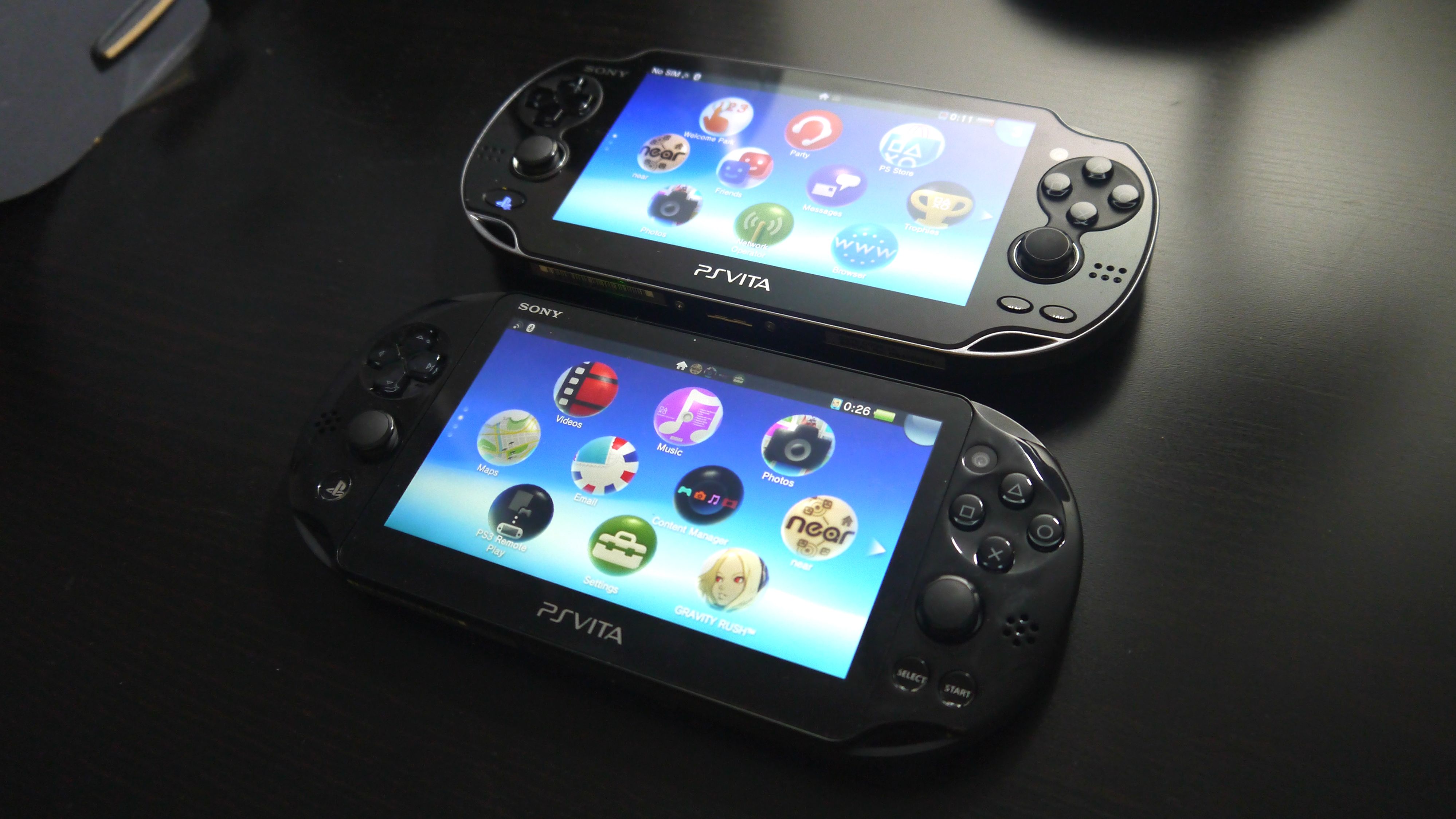 PlayStation Vita vs Nintendo Switch - YouTube