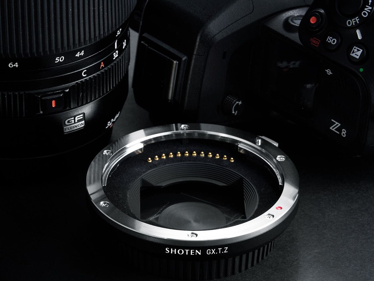 Δ109Rデジタル用ビューカメラphase one,SONY、GFXマウント付き Barmy mount adapter lets you put medium-format lenses on Nikon APS
