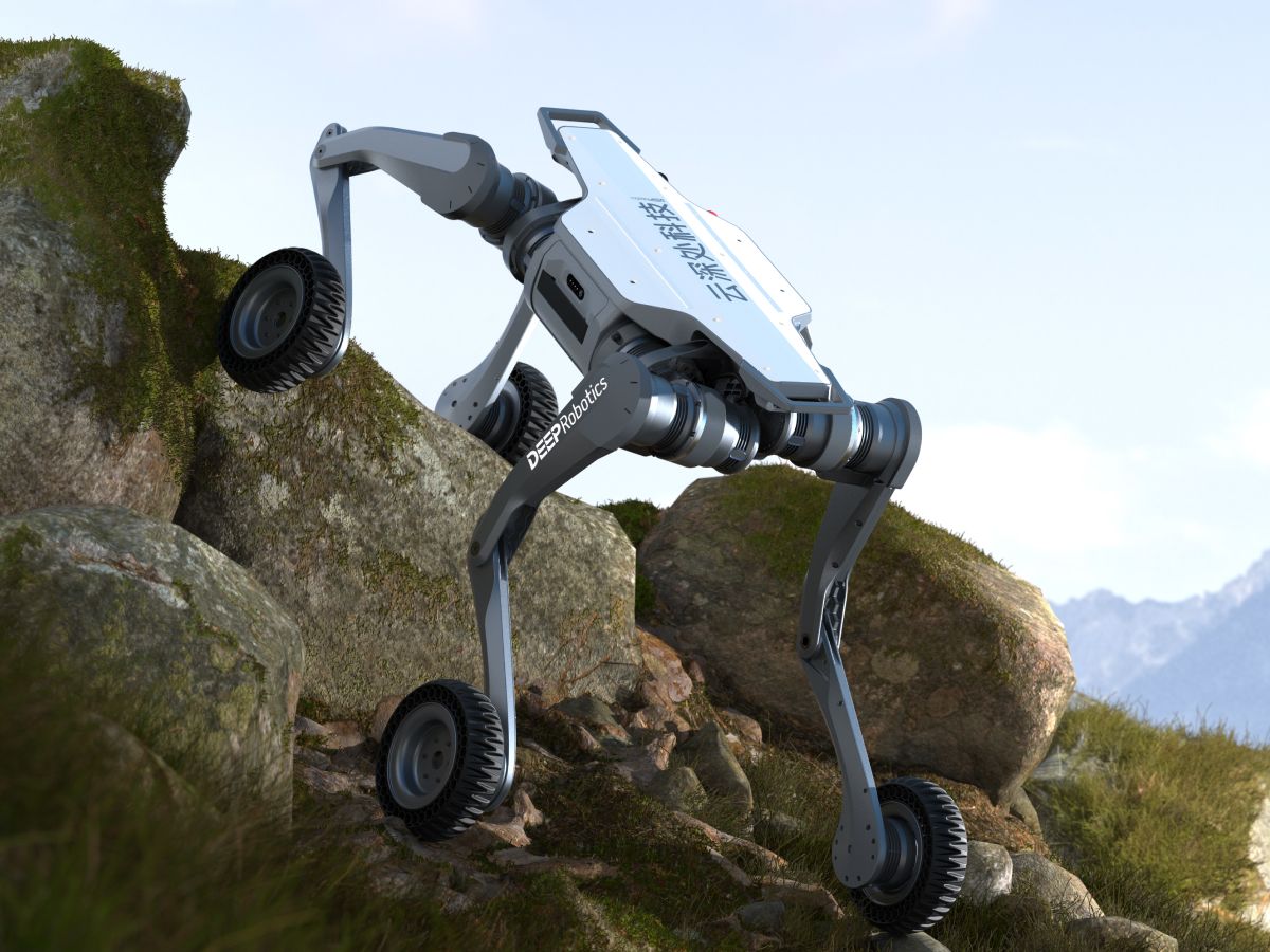 ShocKING (Lotus) human robot パンデッド Hyundai's new wearable robot turns you into a mech pilot