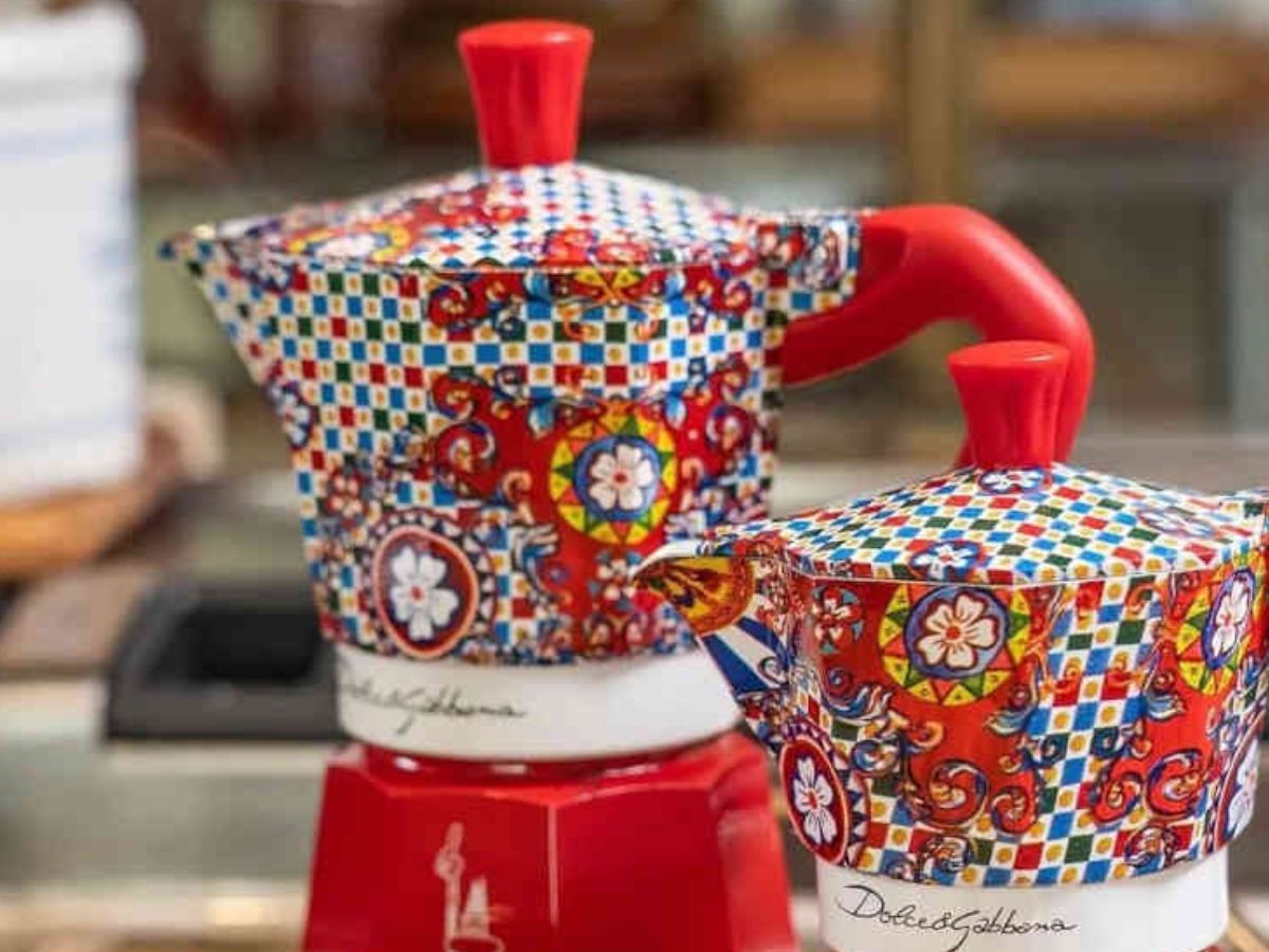 ＜Bialetti Dolce&Gabbana＞ MOKA EXPRESS Amazon.com: Bialetti Dolce & Gabbana Mocha Express Blue