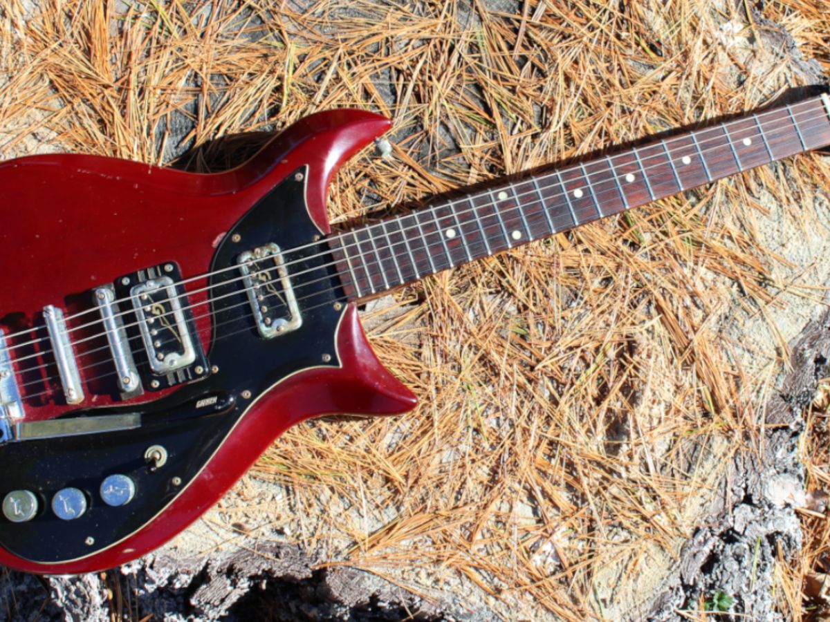 1965 Gretsch 6135 Corvette guitar with original Safari