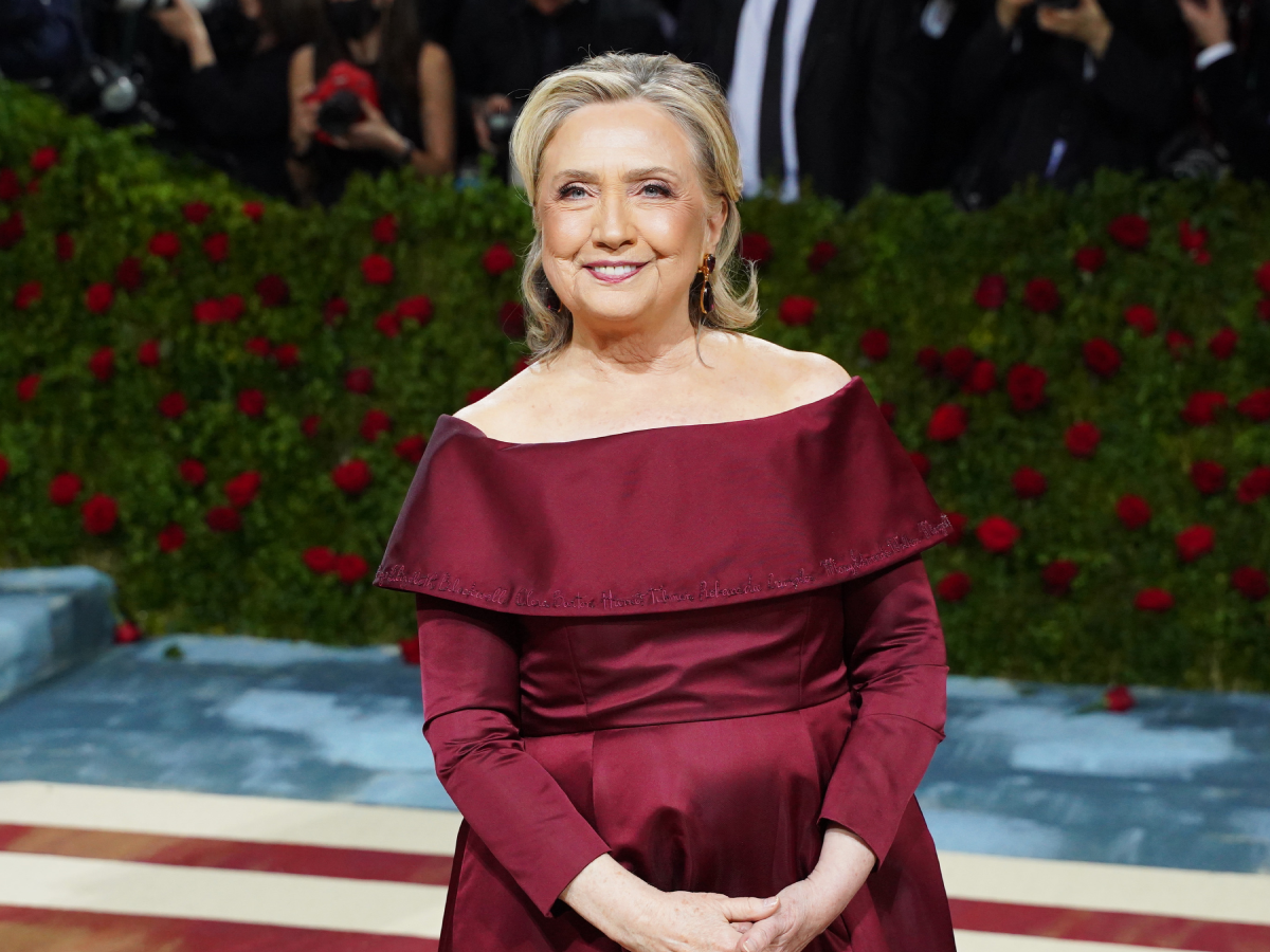 hillary clinton dress designer Hillary Clinton honors American women with Met Gala dress