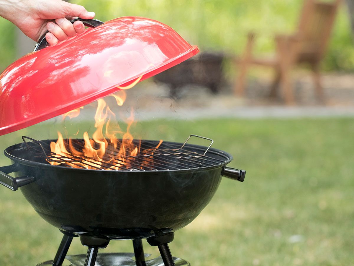how to get charcoal to light