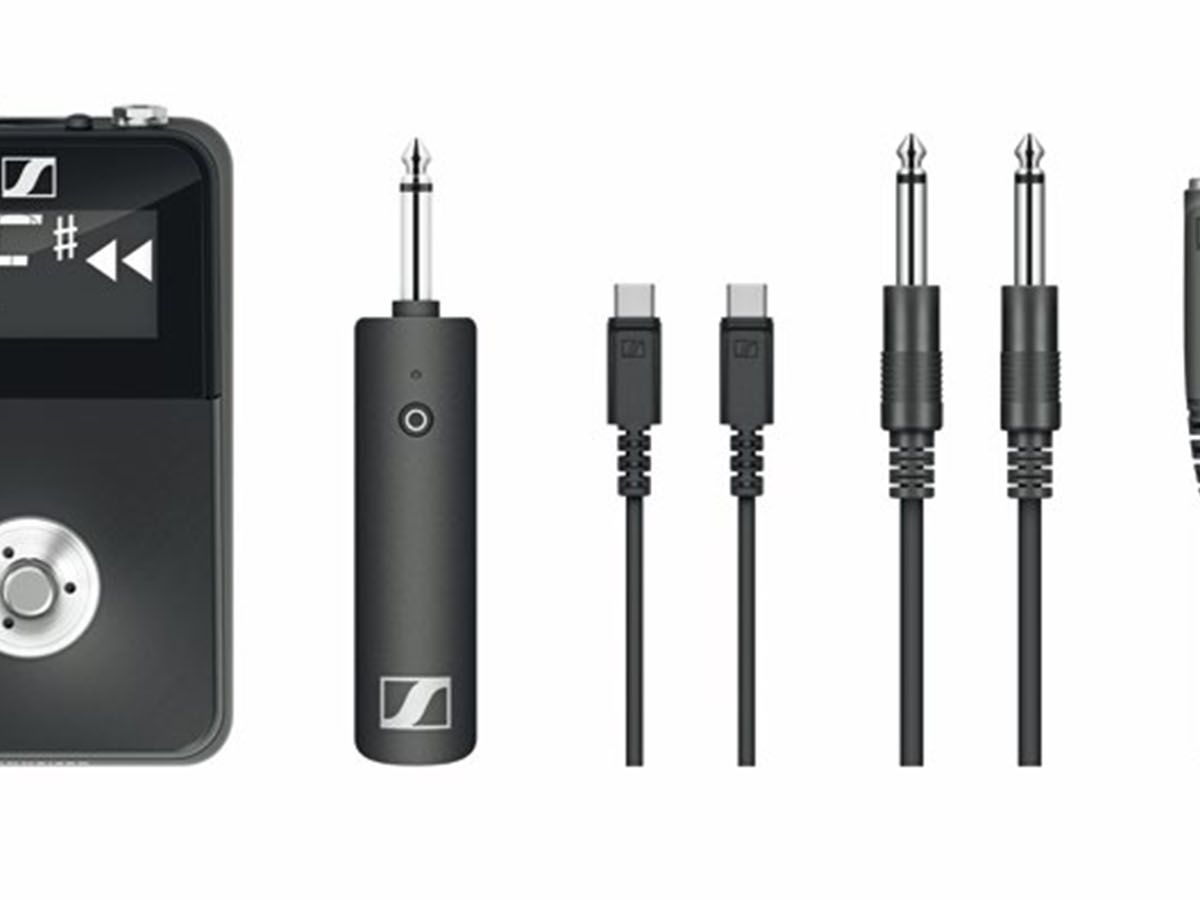 Sennheiser XSW-D Wireless Digital Pedalboard Set review | Guitar World