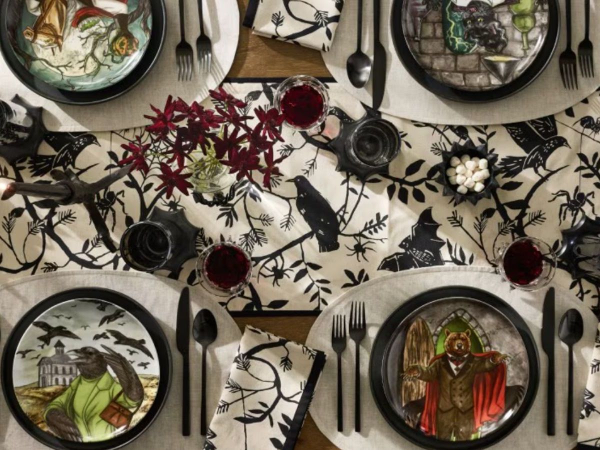 Halloween Table Centerpiece Inspiration: Spooky & Stunning Ideas