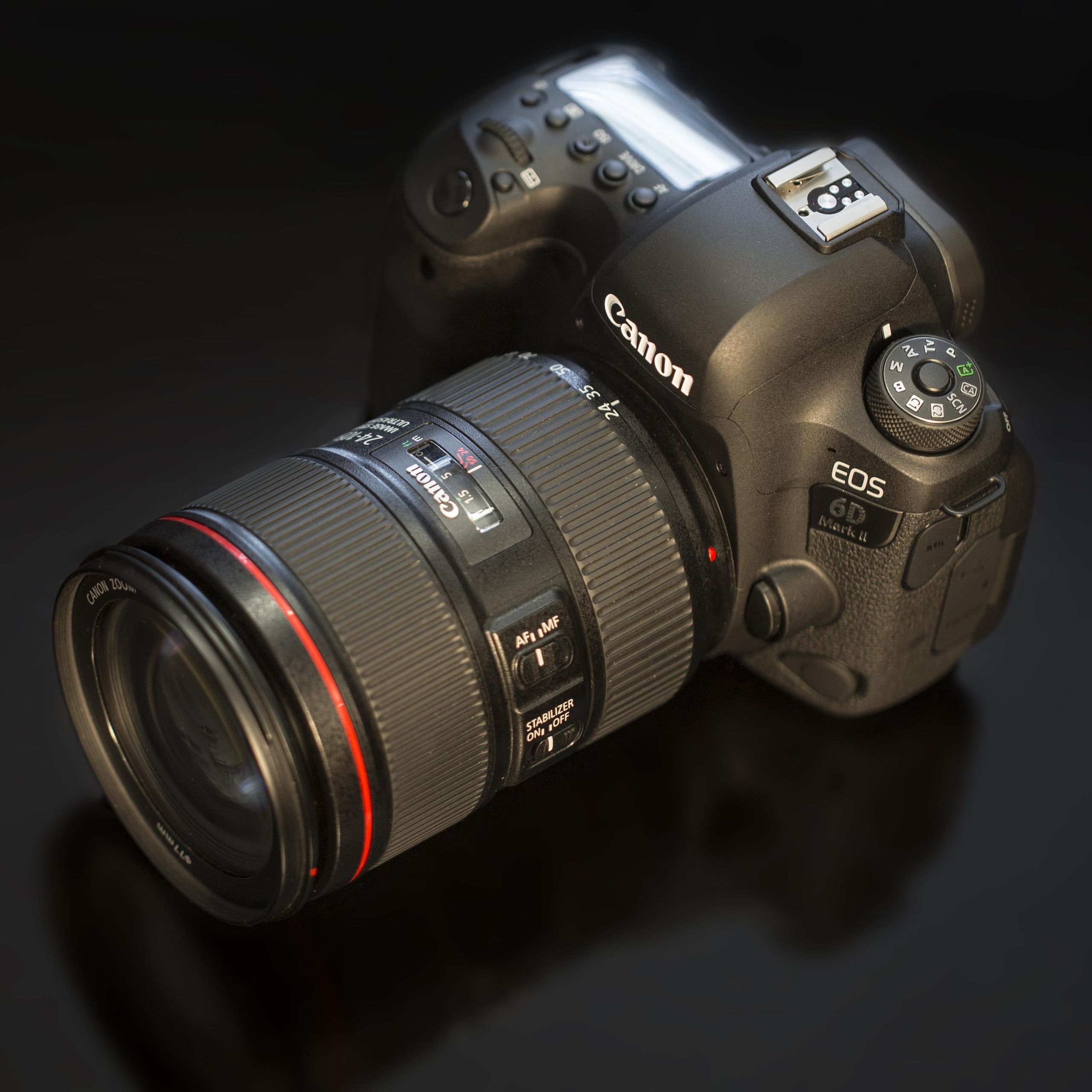 【難あり】Canon EOS 6D Mark II Amazon.com : Canon EOS 6D Mark II DSLR Camera (Body Only