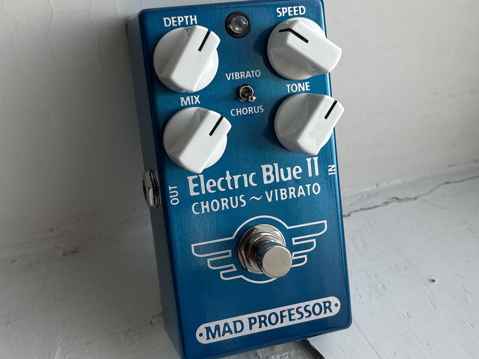 ギター MAD PROFESSOR Electric Blue Chorus Mad Professor Electric Blue Chorus Pedal Review - Premier Guitar