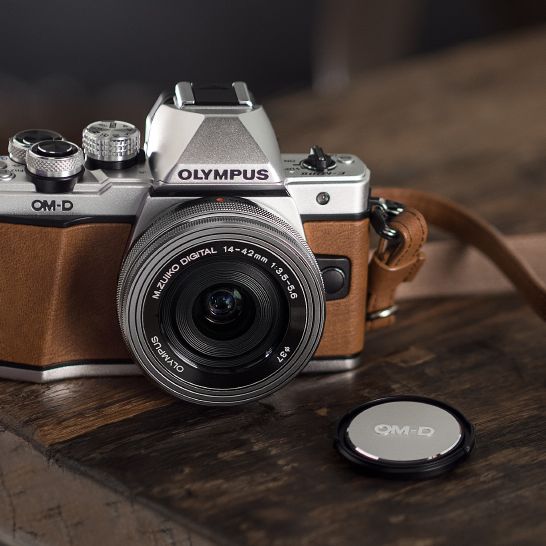 OLYMPUS OM-D Mark Ⅱ olympus_v207051su000_om_d_e_m1