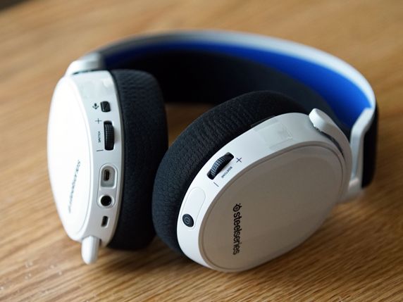 未使用 SteelSeries Arctis 7P+ Wireless Amazon.com: SteelSeries Arctis 7P+ Bluetooth Wireless Gaming