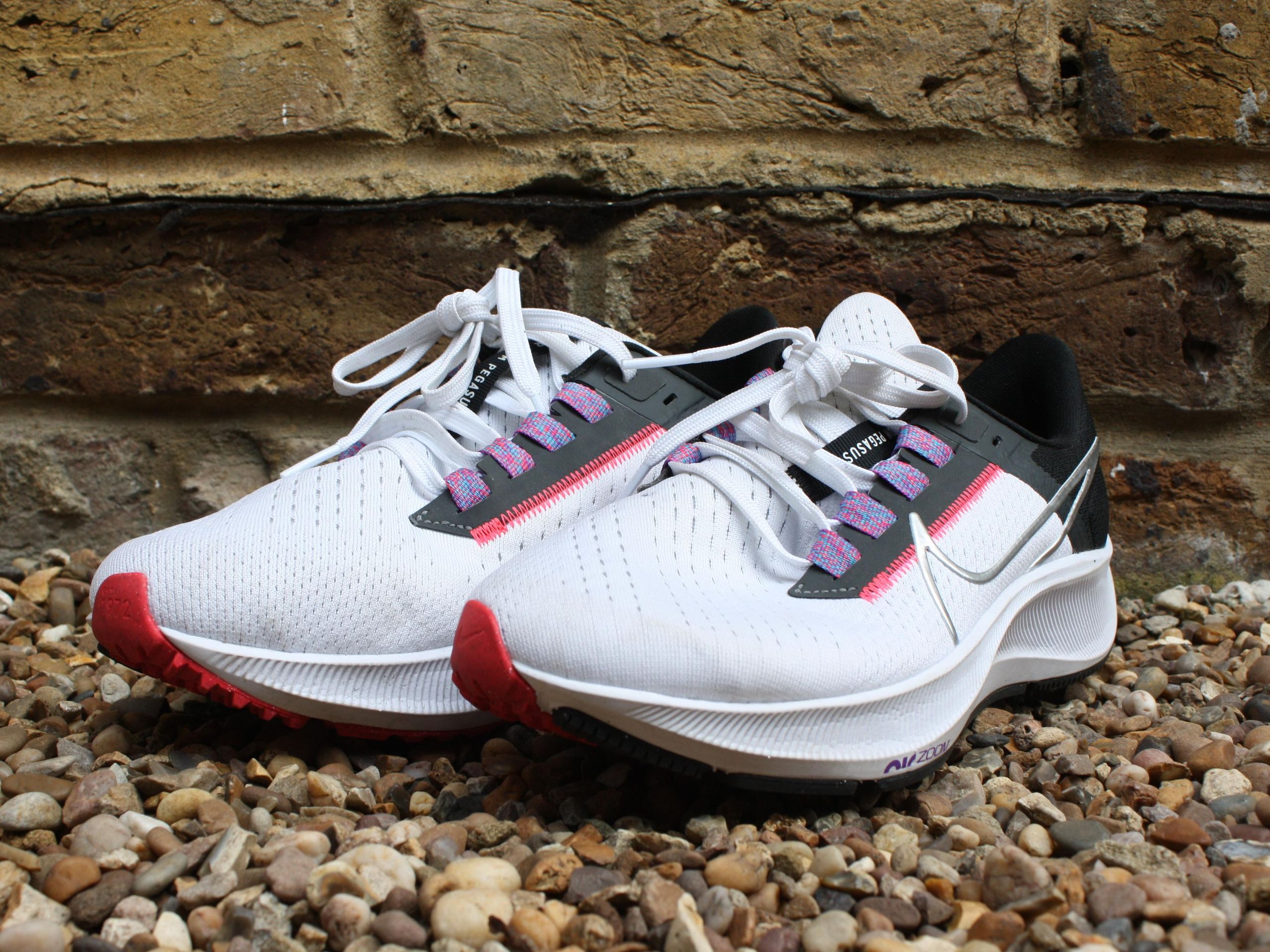 スパイク・シューズ Nike Air Zoom Pegasus 38 White Nike Air Zoom Pegasus 38 White Metallic Silver (Women's