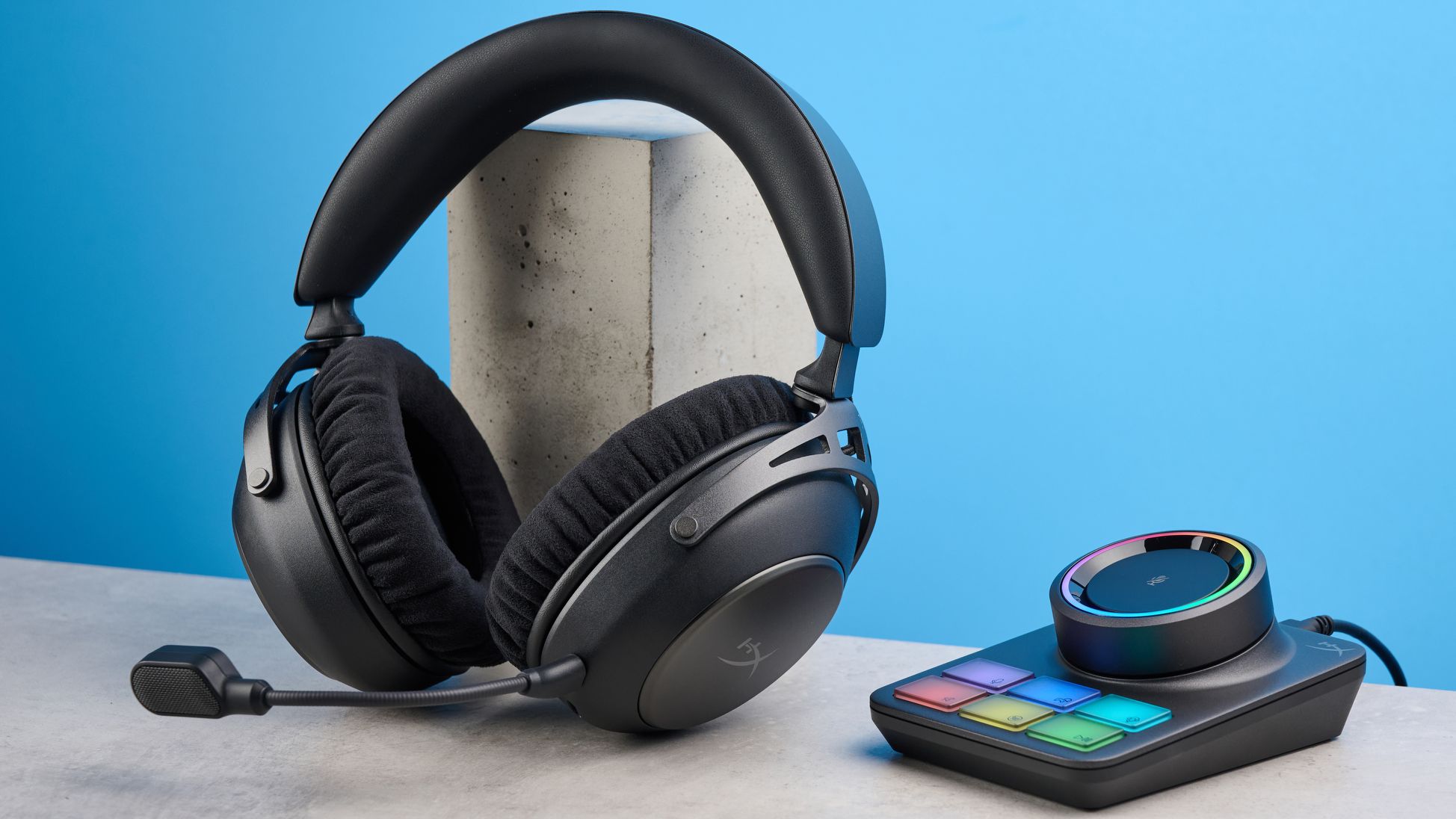 A HyperX Cloud Alpha 2 wireless gaming headset