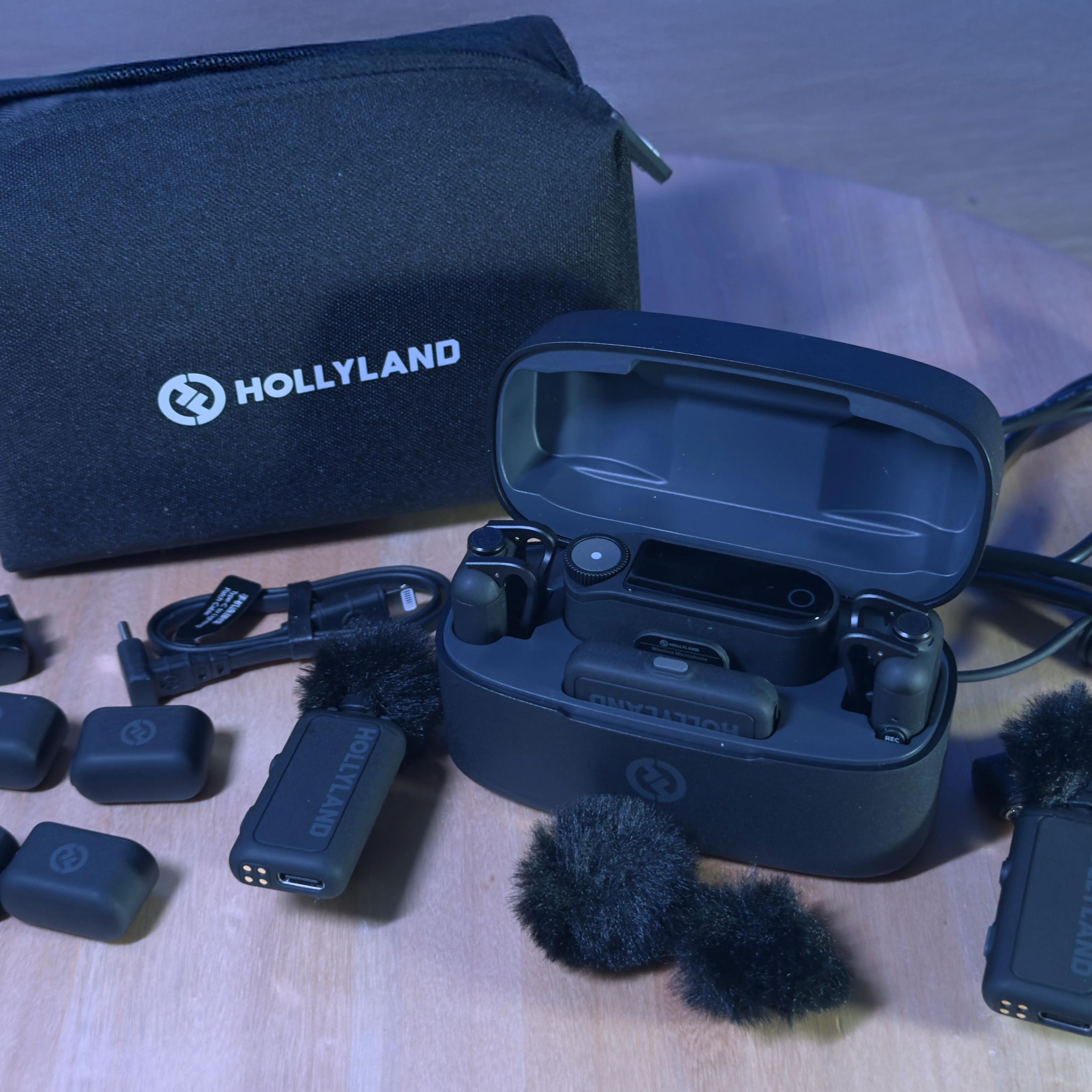 【新品】Hollyland LARK MAX 2 Ultimate Combo Hollyland Lark Max 2 Ultimate Combo Digital Wireless Microphone