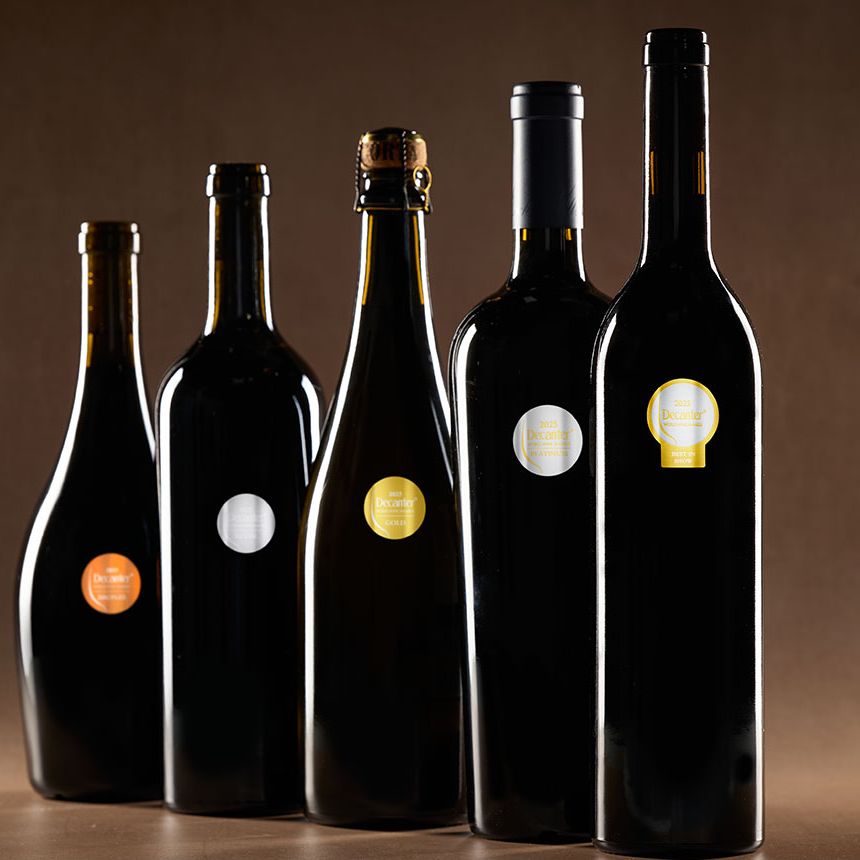 Book: The Guide to the Best Wines of France 2025 | La Revue