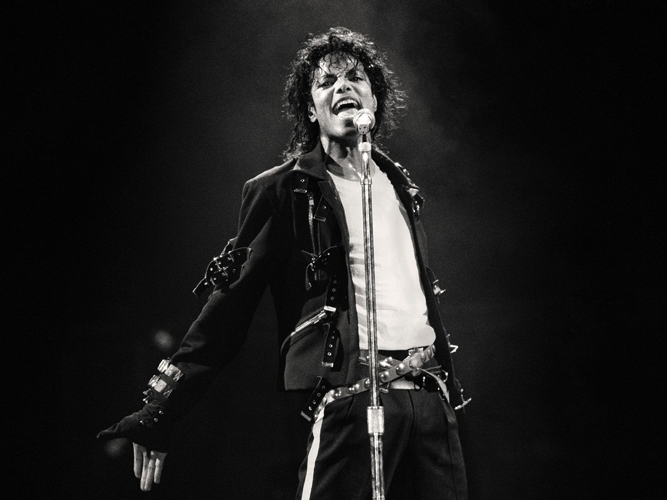 This track is an undeniable banger, but it's also extremely weird": The borrowed hooks and unstable grooves behind Michael Jackson's Wanna Be Startin' Somethin' | MusicRadar