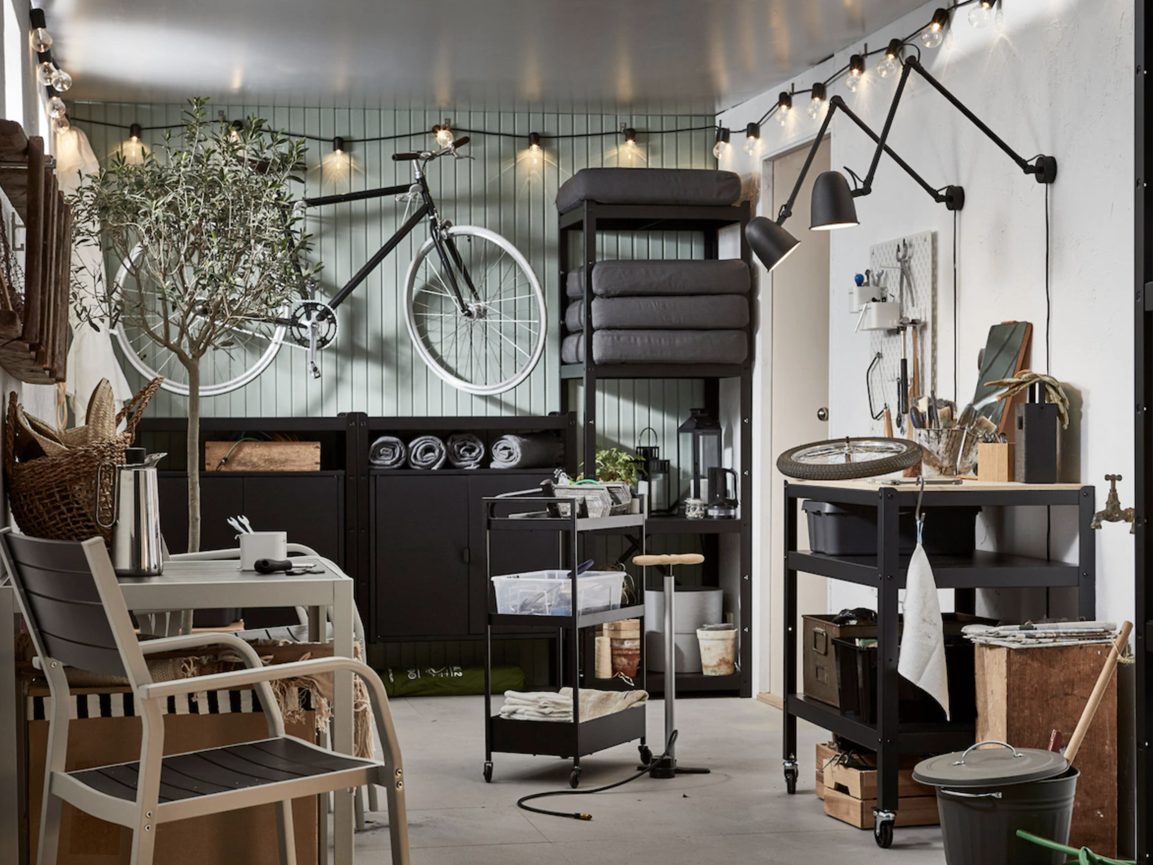 This is what good garage organization looks like – thanks to Ikea storage