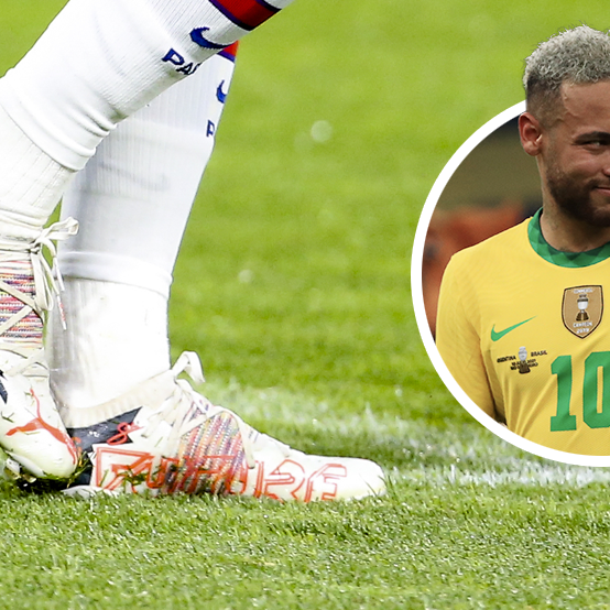 neymar wearing puma boots