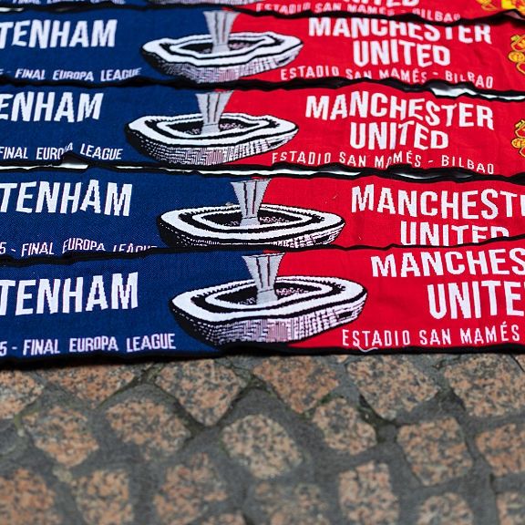 Patch Finale Europa League 2025 – Tottenham Hotspur Manchester United – Distintivo Adulto - Foto 3