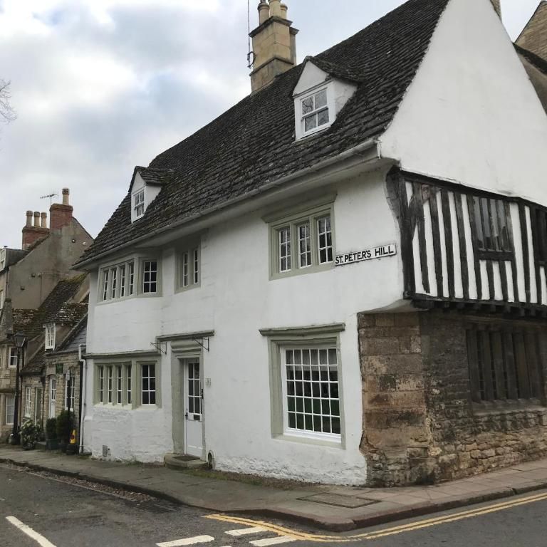 Cottage on St Peter&amp;rsquo;s Hill