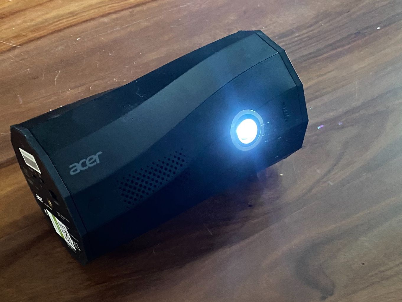 Acer C250i review: Acer C250i review: