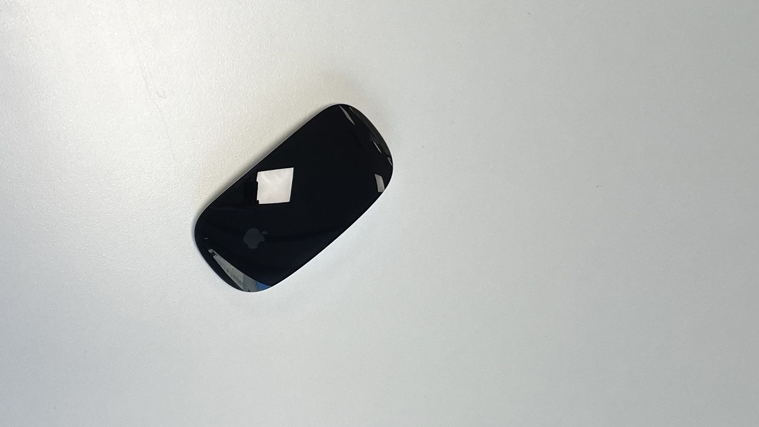 Apple Magic Mouse (2022): undeniably stylish, unforgivably