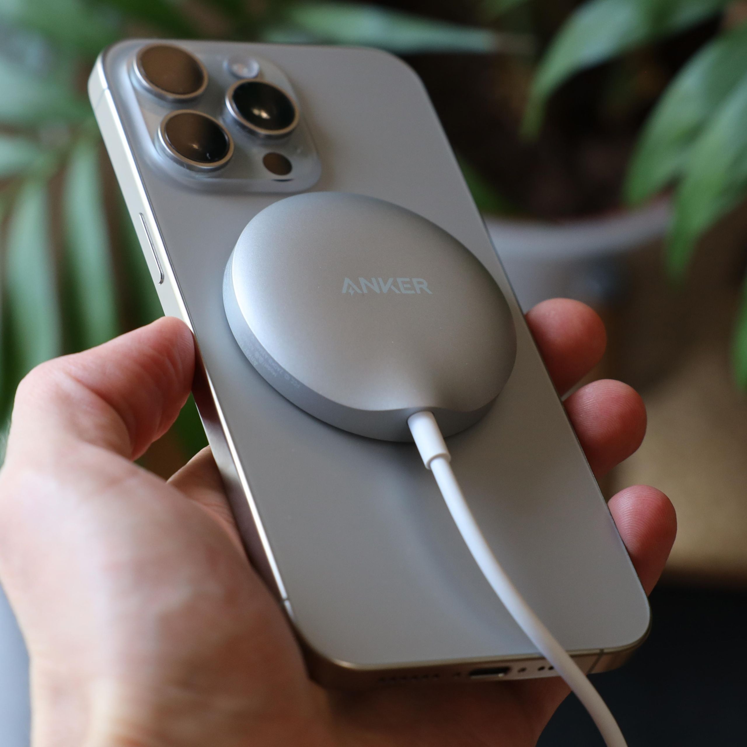 Anker MagGo Wireless Charging Pad review: this simple wireless charger does  the job | Digital Camera World