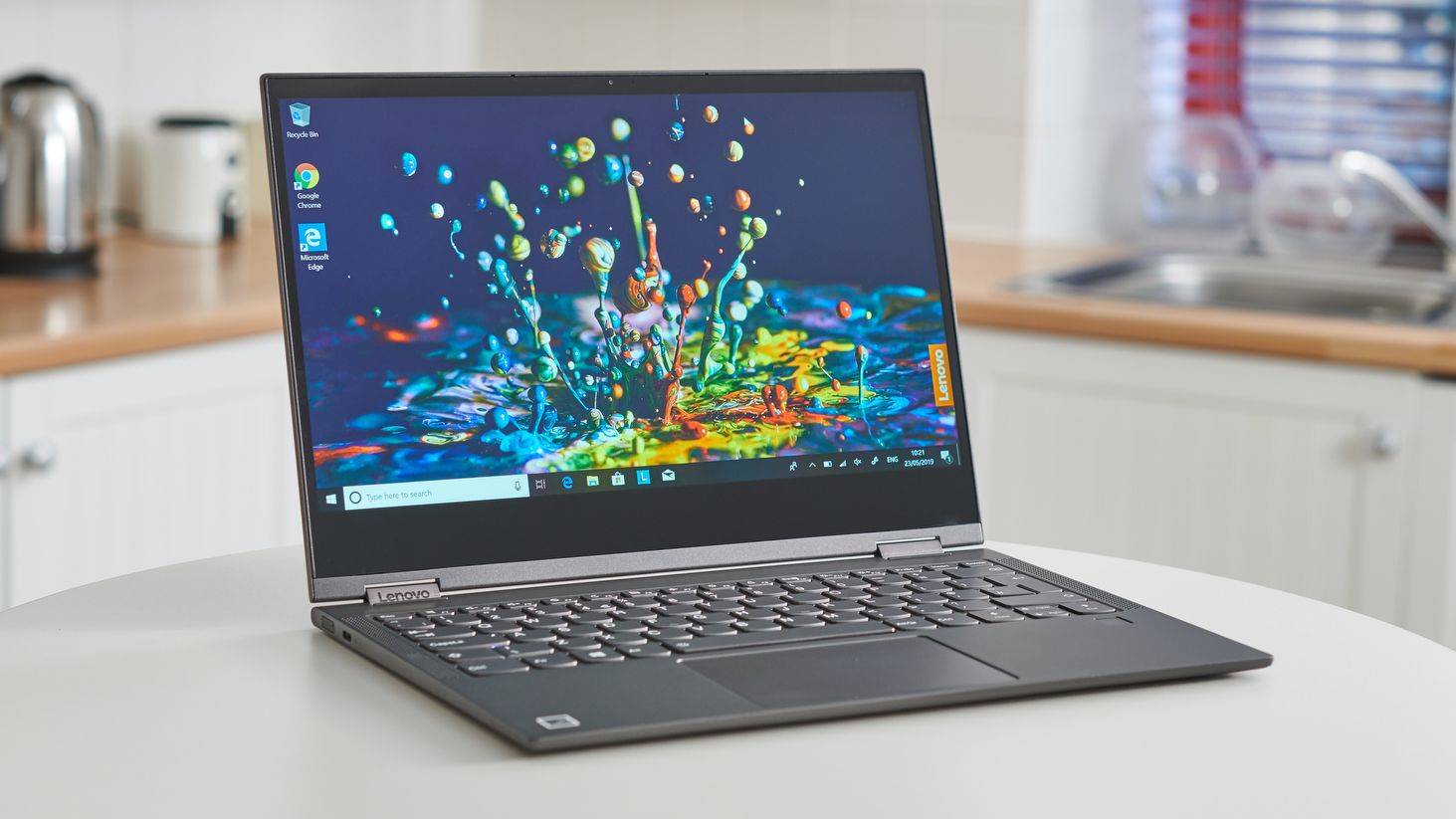 Lenovo Yoga C630 13.3インチ Yoga C630 (13”) 2-in-1 | Laptop/Tablet with 24/7 LTE